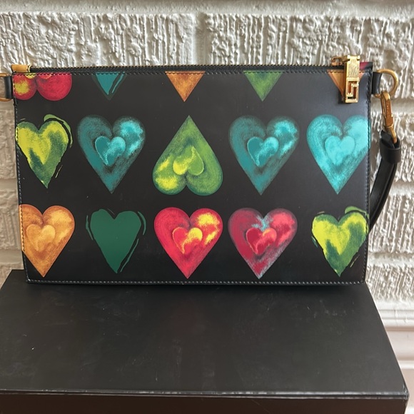 Versace-NWT Black Multicolor Heart print Medusa clutch/crossbody - Picture 5 of 9